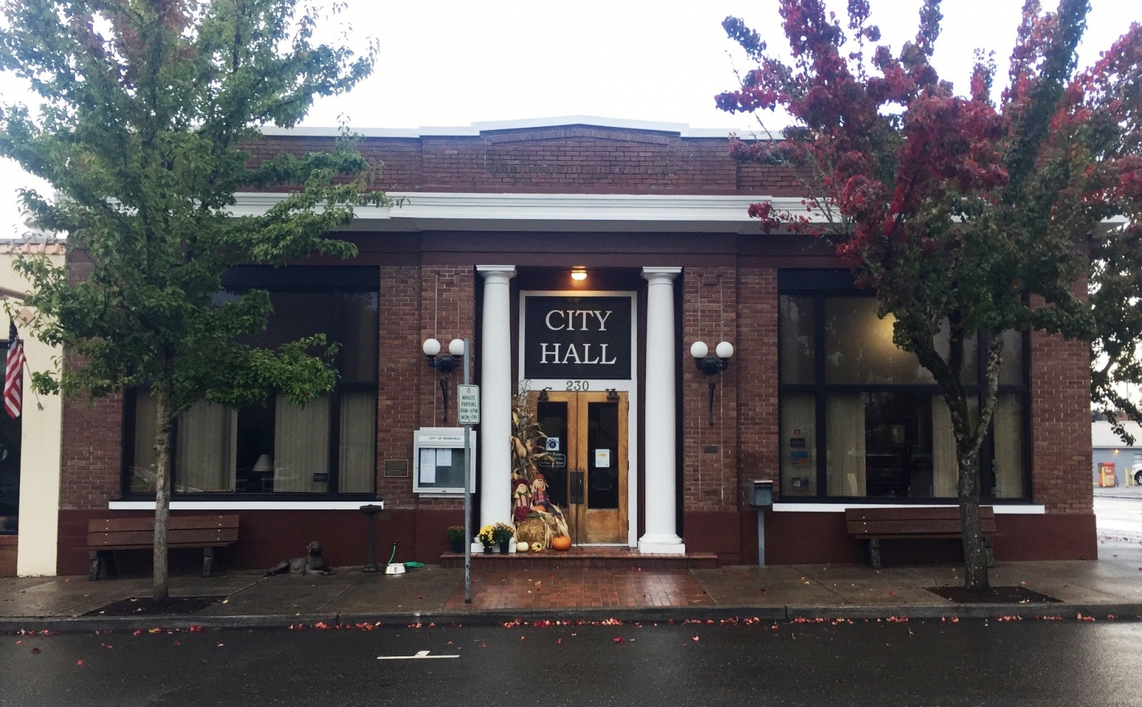 2 WA_Clark Co_Ridgefield State Bank_south (primary) facade.jpg